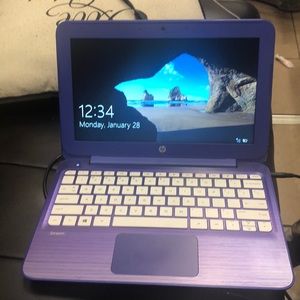 Purple H.P. Laptop 14 inch